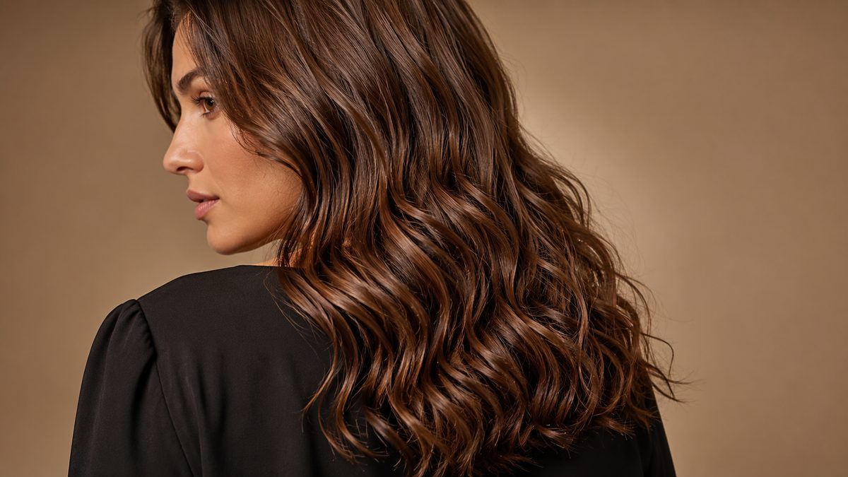 Wellige Haare Typ 2A bis 2C – Beispiel-Ergebnis nach Curly Cut bei Weaam Kisso, Lockenfriseur in München